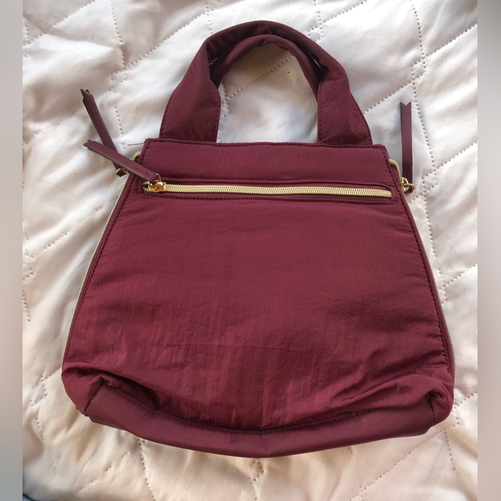 Stella & Dot expanding purse